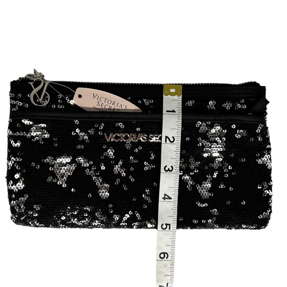 NWT Victoria's Secret Reversible Sequin Clutch Bag Black & Silver Zipper Closure - Picture 9 of 10